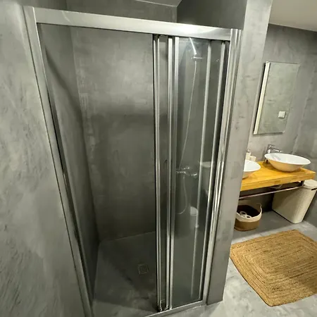 House Rio דירה אלמאדה